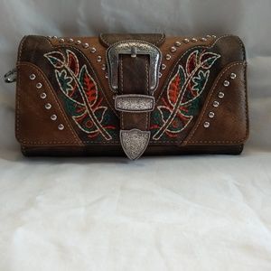 Montana West Buckle Collection Secretary Style Wal